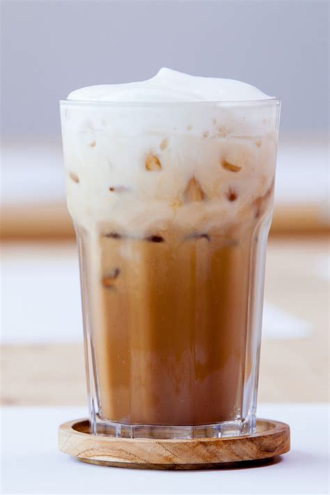 Iced Flat White Bit Of Cream Ice Coffee Recipe Latte Recipe Coffee