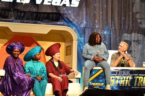 Whoopi Goldberg at the Las Vegas Star Trek Convention | TREKNEWS.NET ...