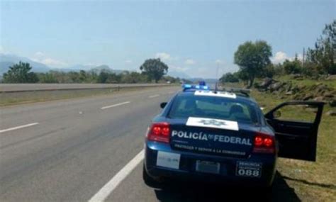 Sujeto Roba Patrulla Durante Enfrentamiento A Balazos Con Polic As