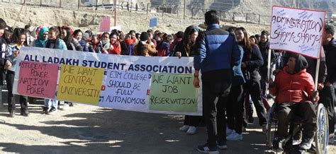 Students of Ladakh demands proper education system