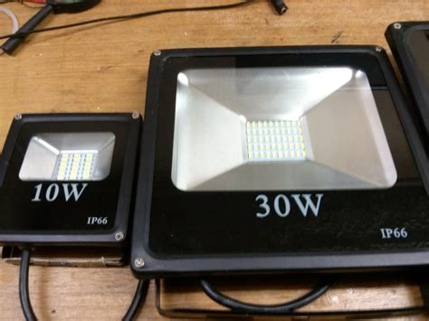 LED REFLEKTOR 10W, 20W, 30W
