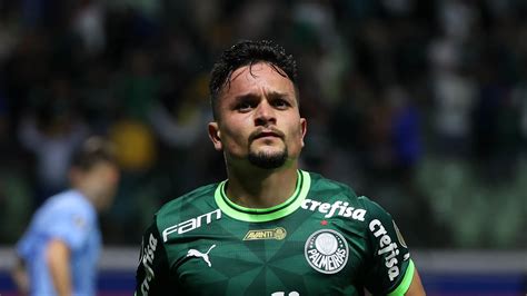 Palmeiras recebe oferta de R 42 milhões por Artur