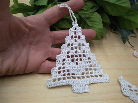 crochet christmas tree ornaments pattern 7