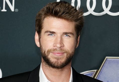 Liam Hemsworth skrytykowany przez fanów Czy poradzi sobie jako