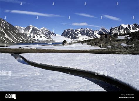 Spitzbergen Norwegen Hi Res Stock Photography And Images Alamy