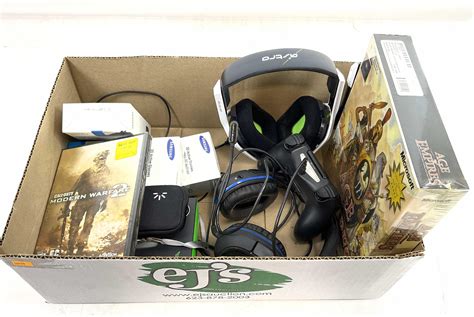 Lot Assorted Gaming Accessories