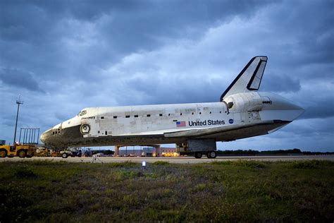 In Pictures Space Shuttle Discovery’s Final Flight [35 Photos] Twistedsifter