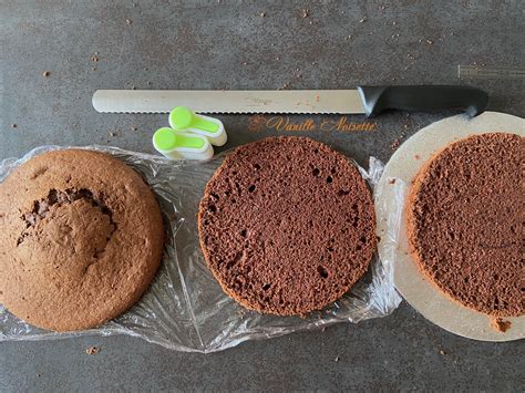 Vanille Noisette NUDE CAKE TOUT CHOCOLAT