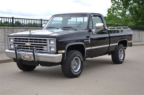 1985 Chevrolet K10 Shortbed 4X4 Pickup Truck Short Wide Bed Classic