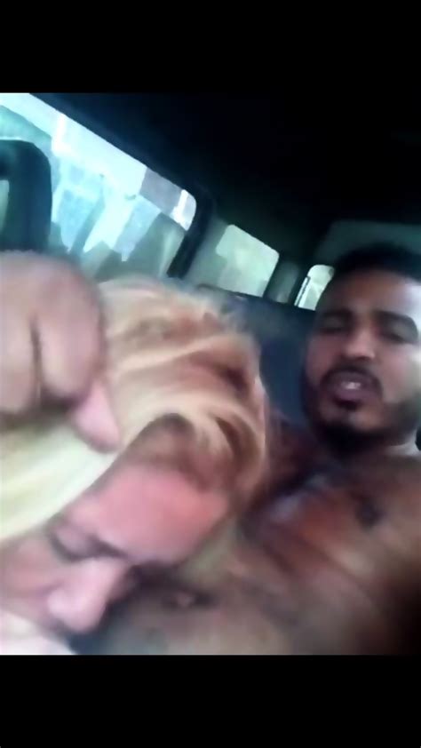 Sogra Pagando Boquete Pro Genro No Carro Escondido Da Filha Eporner