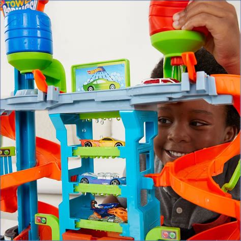 Hot Wheels City Color Shifters automyčka se spirálou KIDS cz