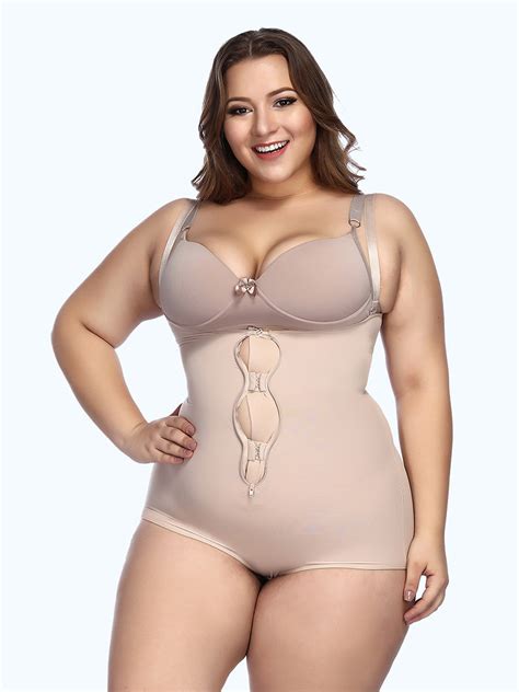 Plus Size Women`s Fashion Guide The Best Plus Size Shapewear