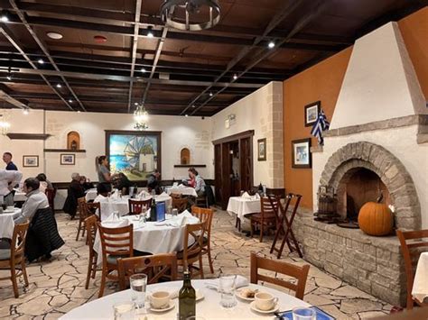 GREEK ISLANDS RESTAURANT - Updated January 2025 - 2228 Photos & 2231 ...