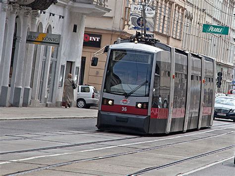 Bim Unfall 20 Jähriger schwer verletzt wien ORF at