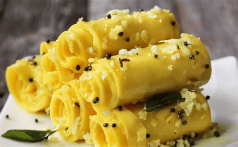 Khandvi Recipe - How to make Khandvi (खांडवी) | Livofy