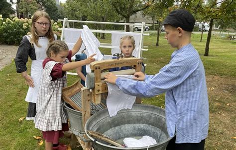 Laatste Boerendrokte Bij Museumboerderij De Karstenhoeve