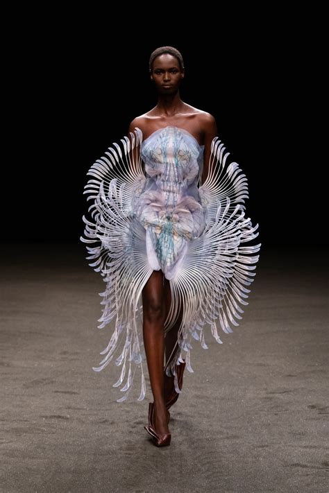 Iris Van Herpen Spring-summer 2021 - Couture