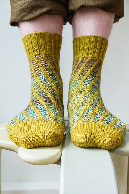 Ravelry Spiral Splash Socks Pattern By Stephen West