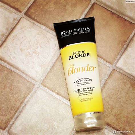 Осветляющий кондиционер John Frieda Sheer Blonde Go Blonder для