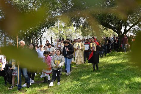 Duminica Ortodoxiei în imagini Chemați să arătăm frumusețile