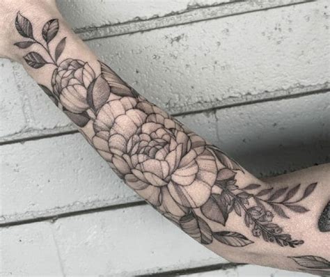 Best Masculine Men S Floral Tattoo Sleeve Ideas That Will Blow Your