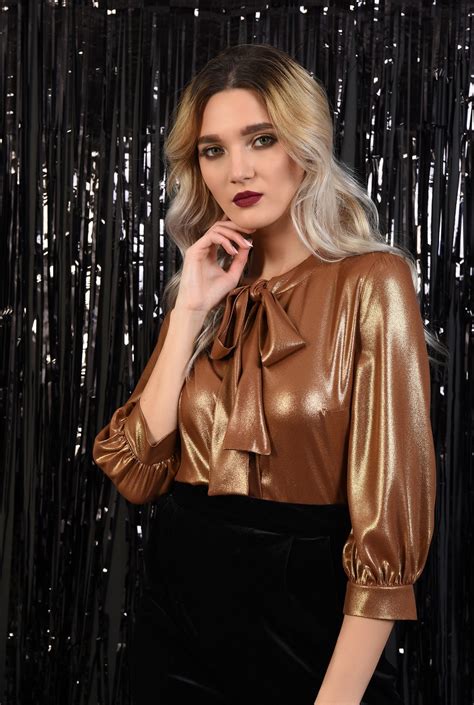 BLUZA ELEGANTA CU GULER ESARFA POEMA