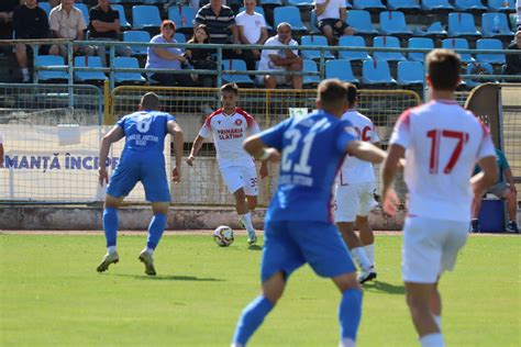 Foto Csm Slatina Pierde Cu Buz U La Cap Tul Unei Partide Cu Multe