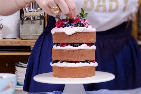 Mini Naked Cake De Coco Creme De Framboesa Bolo Pelado Danielle Noce