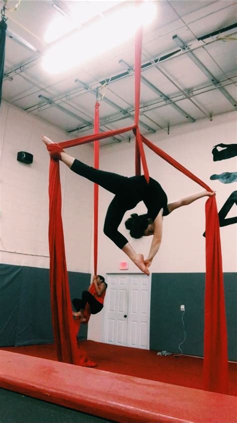 #acrobatics #aerialsilks | Aerial silks, Aerial silks beginner, Aerial ...