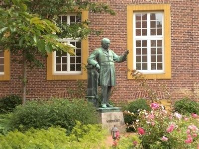 Ludwig Windhorst Denkmal - Meppen, Germany - Deutsche Denkmallisten - German Monument Registers ...