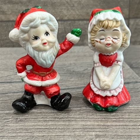 Lefton Holiday Vintage Lefton Mr Mrs Santa Claus Dancing Kissing Figurines Boy Christmas