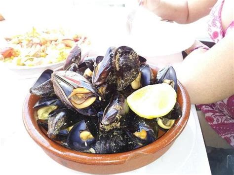 Mejillones a la cuca receta y significado gastronómico