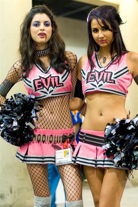 Comic Con 09 Evil Cheerleaders To See The Complete San Flickr