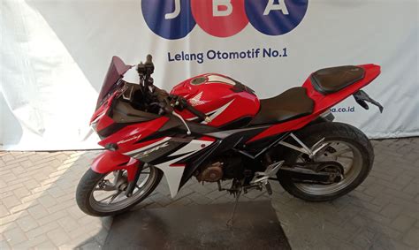 Lelang Motor Honda Cbr R Merah Jakarta Tipar