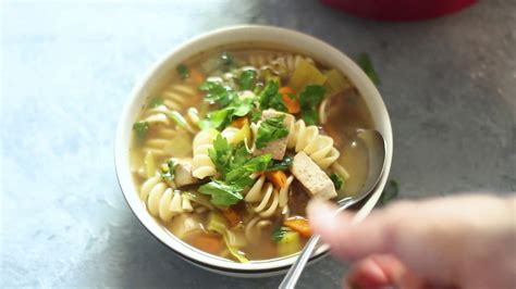 Vegan Chicken Noodle Soup - YouTube 