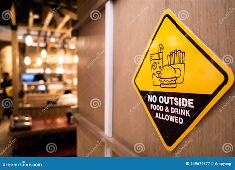 18 Age Restriction Sign Symbol Royalty Free Stock Image