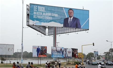 Togo De la IVe république à la Ve Lomé passe du régime