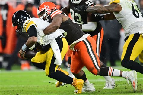 Nfl Playoff Picture Steelers Loss Ripples Through Afc Standings On