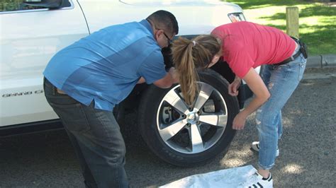 How To Change A Tire Learn Now Youtube