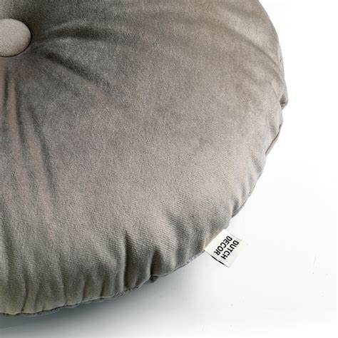 Olly Sierkussen Rond Velvet Cm Pumice Stone Beige Leen Bakker