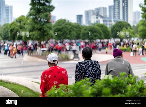 Sichuan CHINA el 1 de julio de 2020 chongqing mejoró su ambiente de