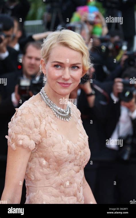 La Actriz Naomi Watts Llega Al Estreno De Madagascar 3 Europe S Most