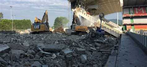 Reconstruction de la tribune Sud du stade St Symphorien à Metz Groupe