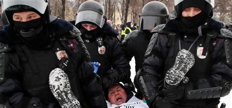 Caso Navalny Nuovo Giorno Di Proteste In Russia Oltre Quattromila