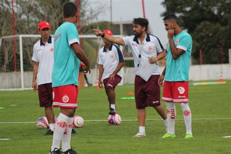 Sem Alison América RN relaciona 23 jogadores para duelo contra