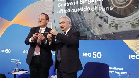 iea partners  singapore   office   paris