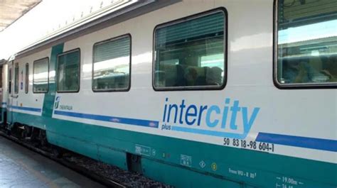 Debut Ru Inos Pentru Trenul Intercity Suceava Bucure Ti Repus N