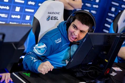 CS GO Chelo A Nova Estrela Imperial Fragster BR