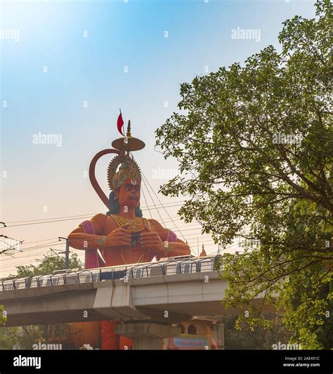 Temple De Hanuman Près De Karol Bagh Delhi Avec Le Géant De 108 Pieds