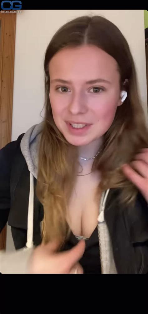 Luisa Neubauer Nude Pictures Onlyfans Leaks Playboy Photos Sex Scene Uncensored